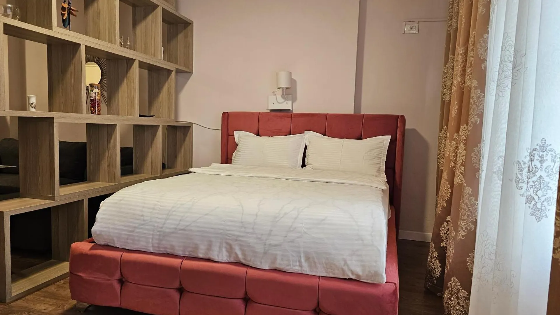 Eni'S Apartments Tirana