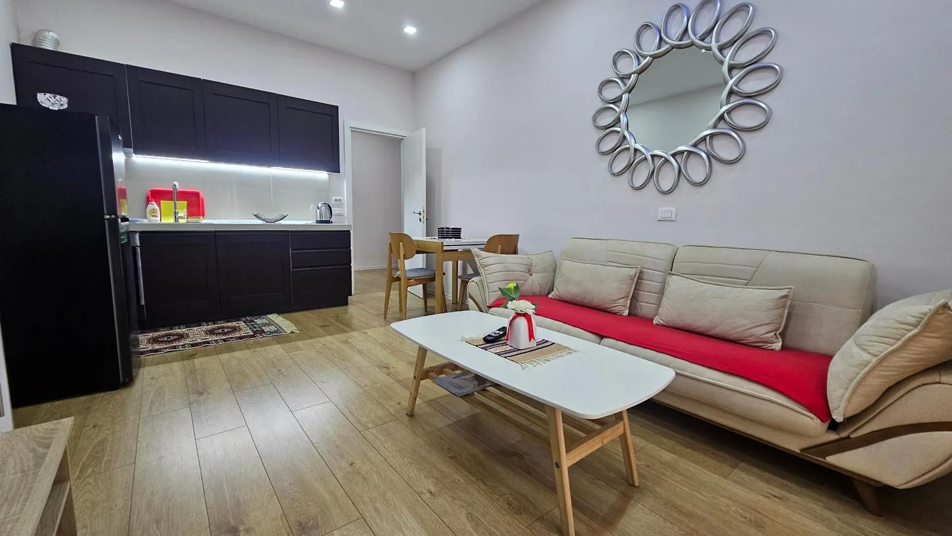Eni'S Apartments Tirana Albania