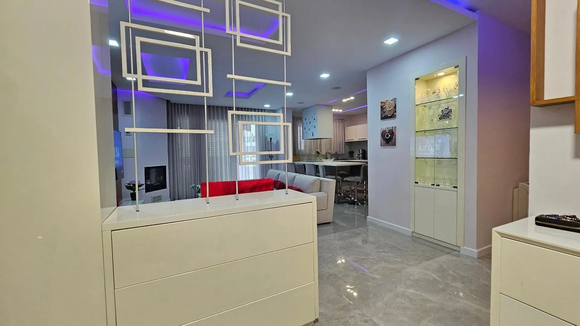 Eni'S Apartments Tirana