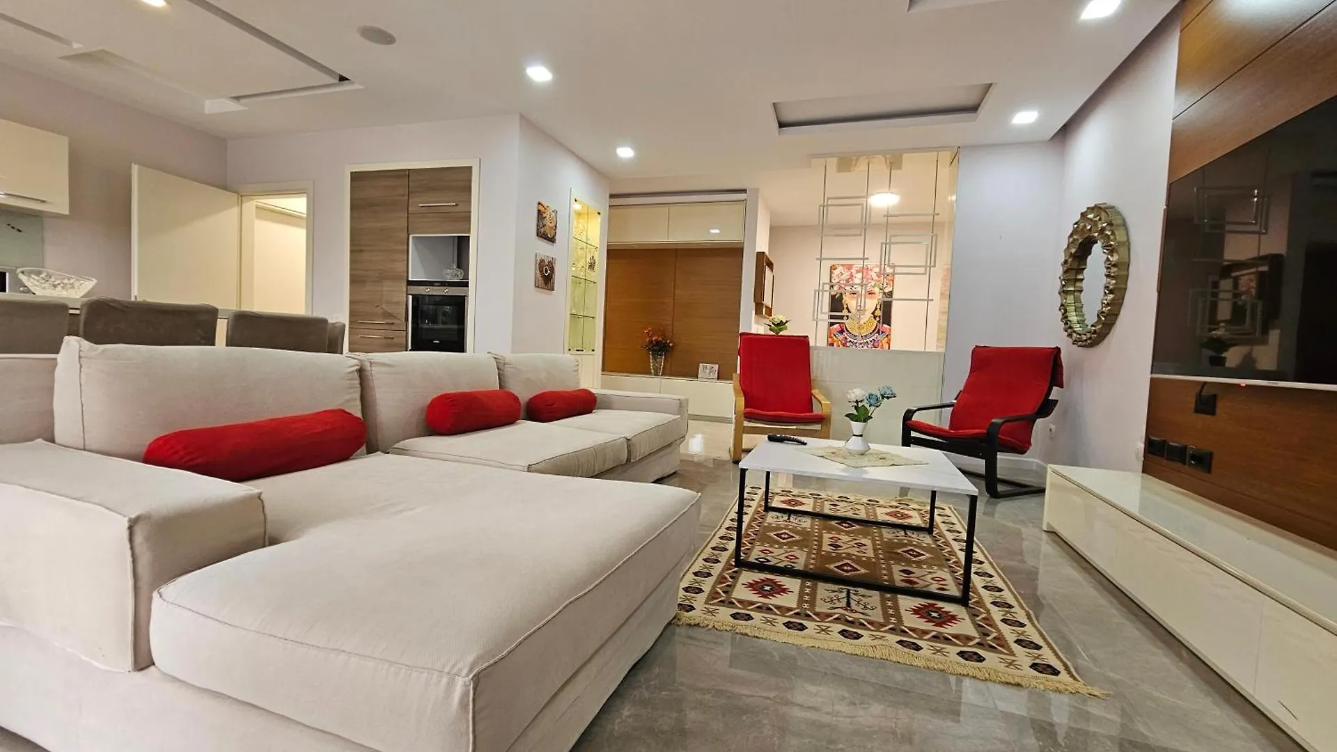 Eni'S Apartments Tirana