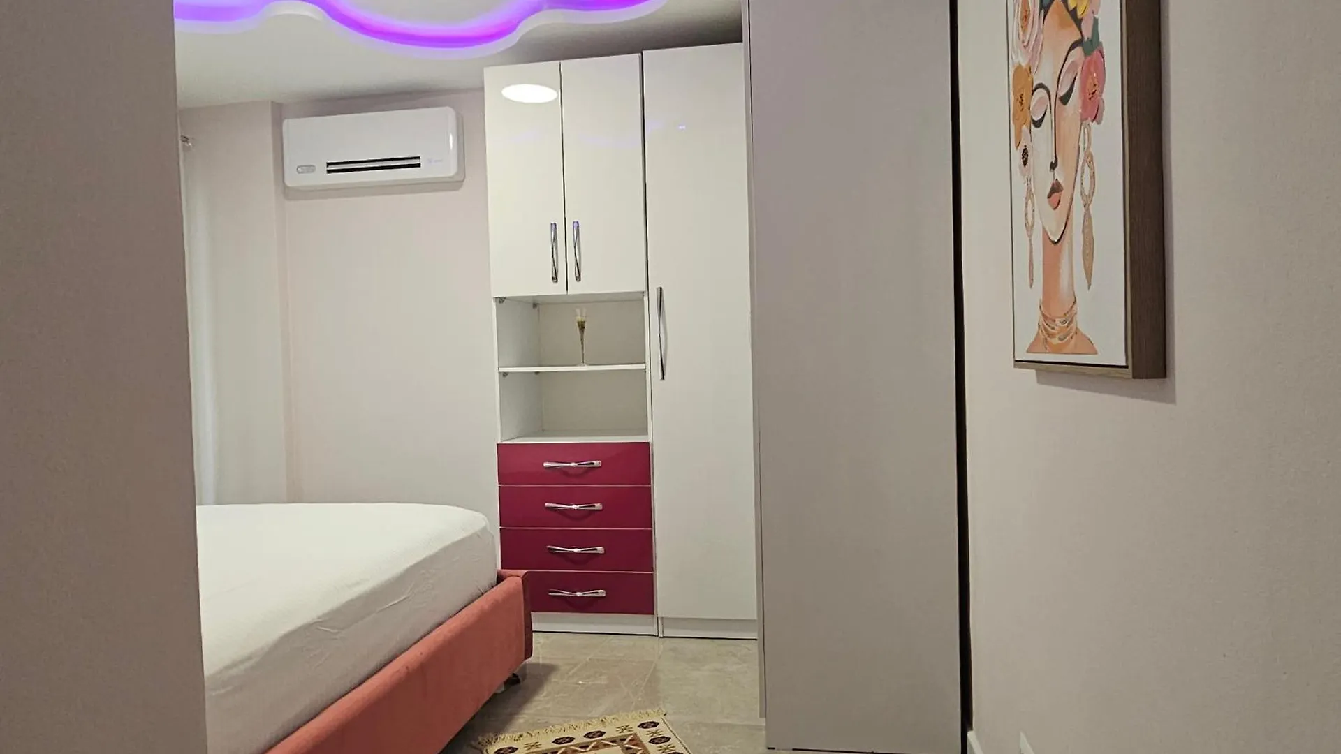 Eni'S Apartments Tirana 0*,  Albania